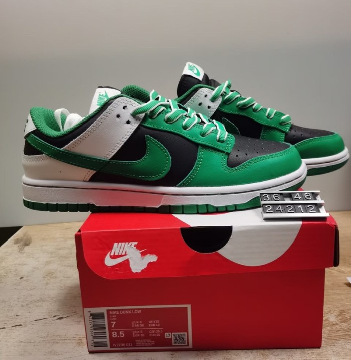 26  Nike SB Dunk Low Series sports shoes