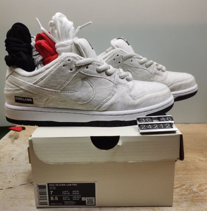 26 Nike SB Dunk Low Series  sports shoes