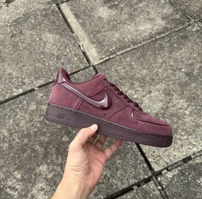 Nike Air Force 1 Suede