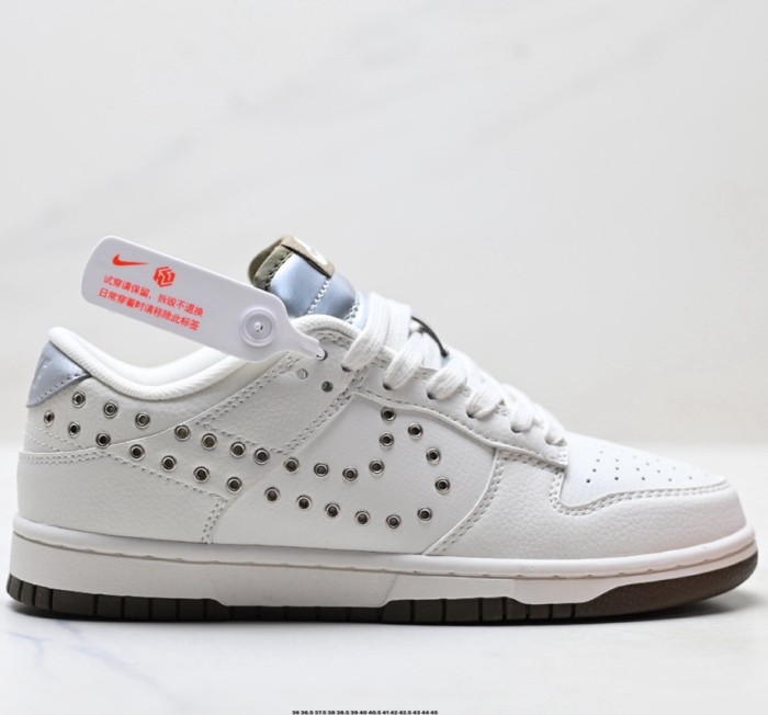 26 Nike SB Dunk Low Series  sports shoes