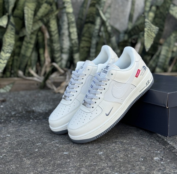 THE NORTH FACE X Nike Air Force 1