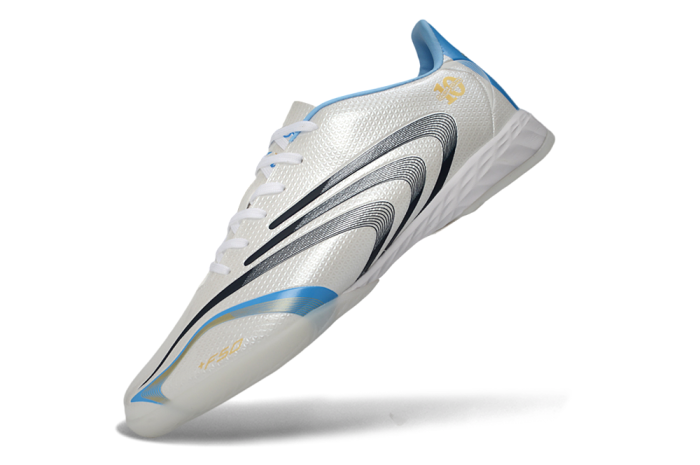 26 Adidas Messi signature indoor flat-soled boots Football shoes   (laces)