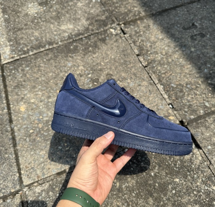 Nike Air Force 1 Suede