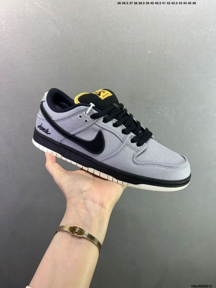 26 Nike SB Dunk Low Series  sports shoes