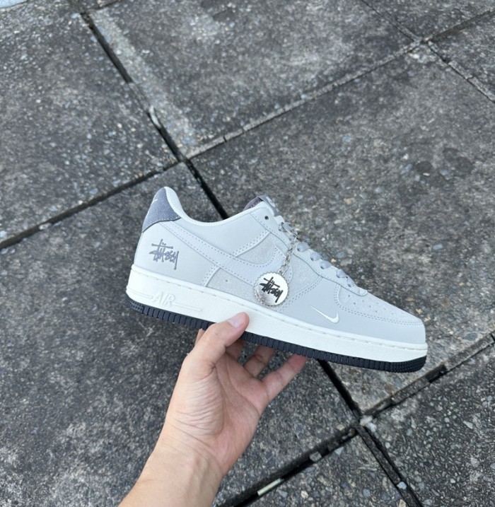 Nike Air Force 1 x Stussy