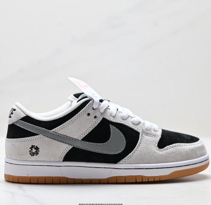 26 Nike SB Dunk Low Series  sports shoes