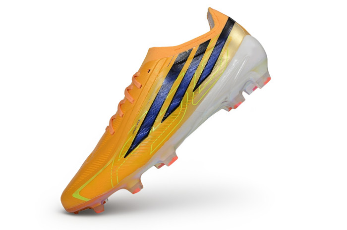 26 adidas F50 Hyperfas  Football shoes