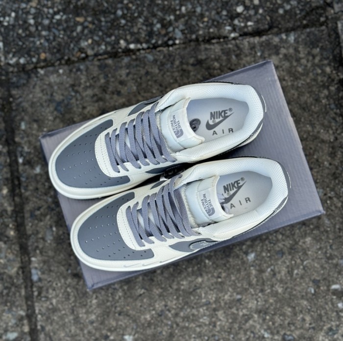 THE NORTH FACE X Nike Air Force 1