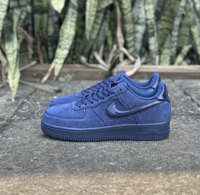 Nike Air Force 1 Suede