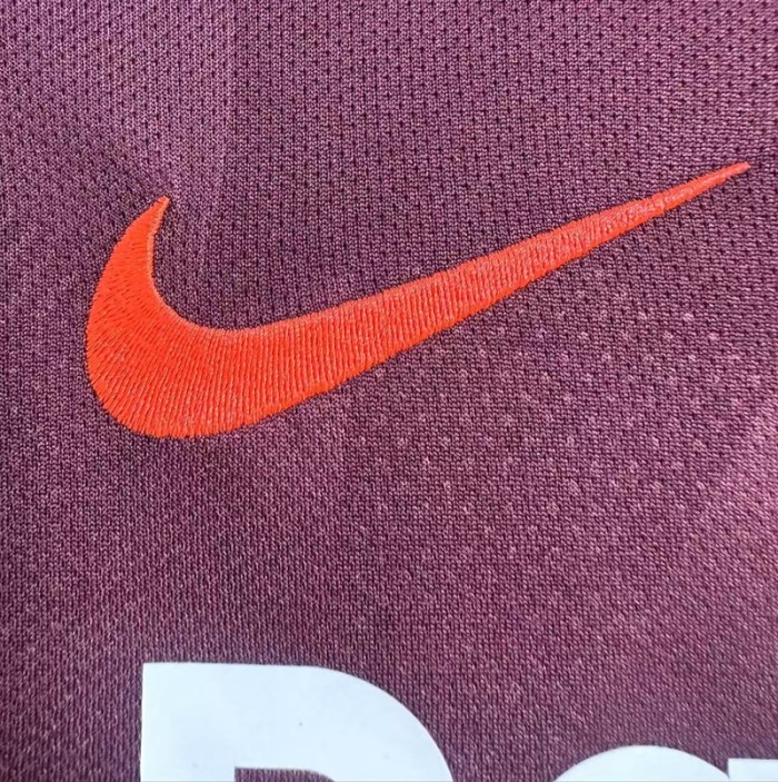 Retro Barcelona 17/18 Second Away Venue football Jersey
