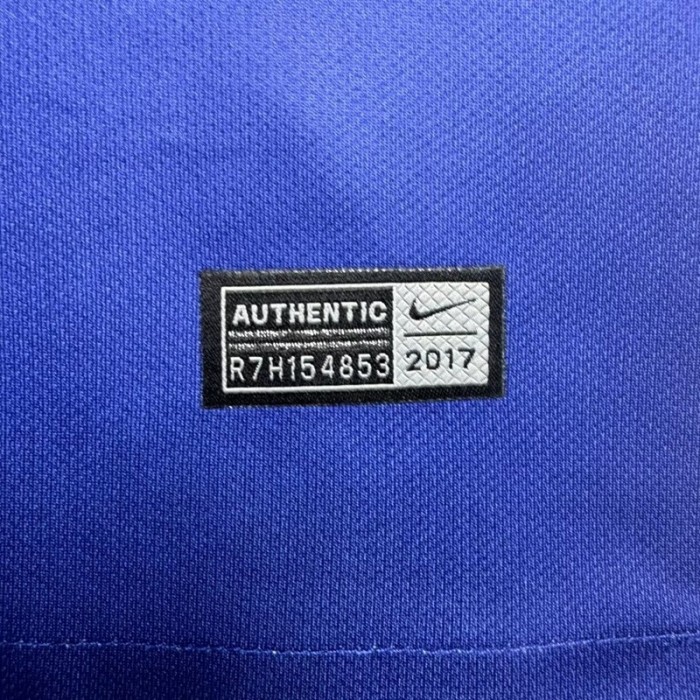 Retro Barcelona 17/18 home football Jersey