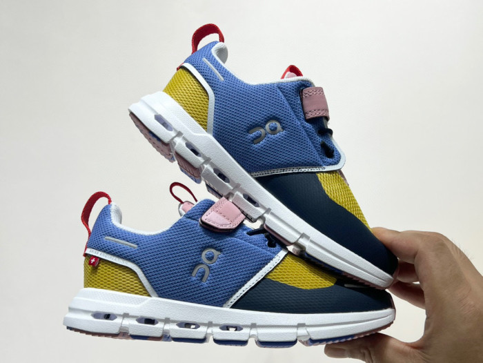 ON kids shoes