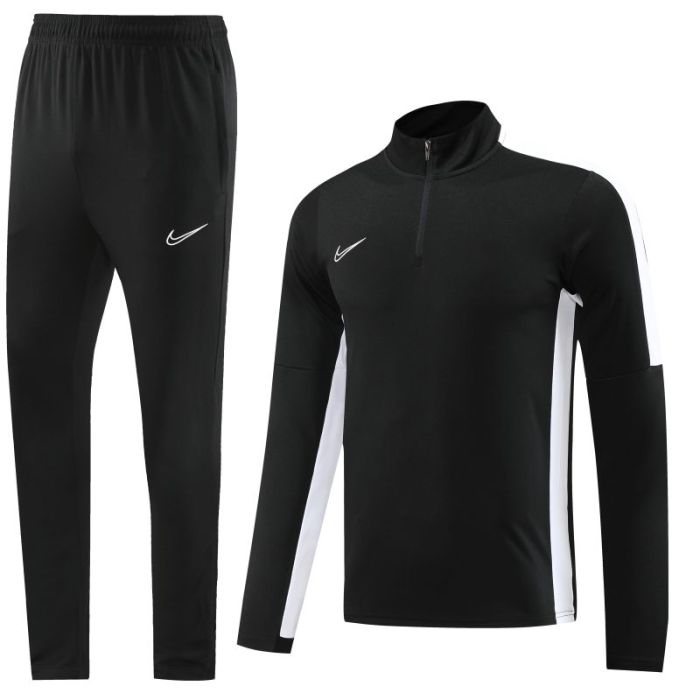 25/26 NIKE training suit