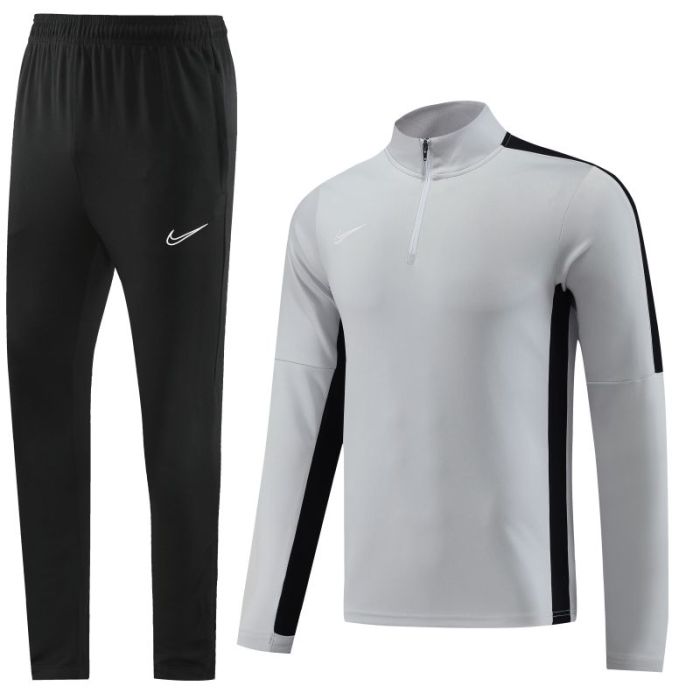 25/26 NIKE training suit