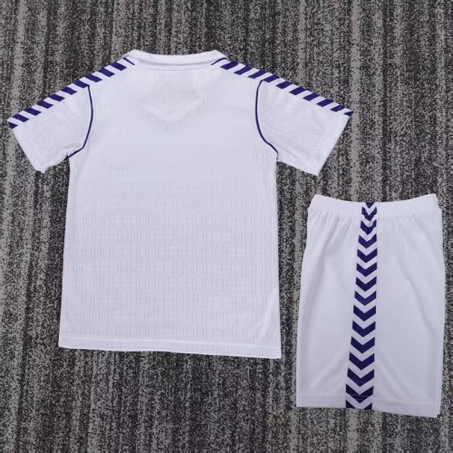 Retro 88/90 Real Madrid home kids kit