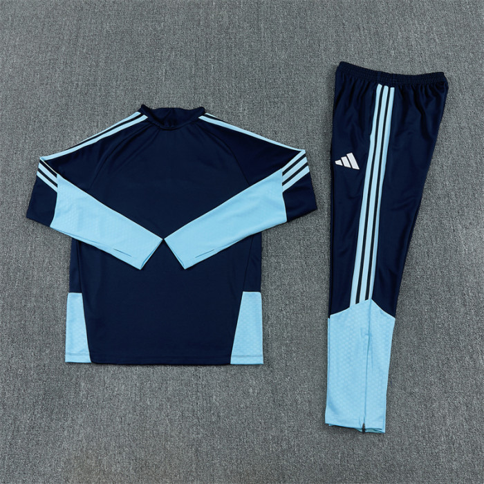 26/27 Argentina Adult training suit