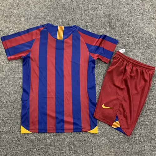 Retro 05/06 Barcelona home kids kit
