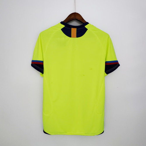 Retro Barcelona 05/06 away