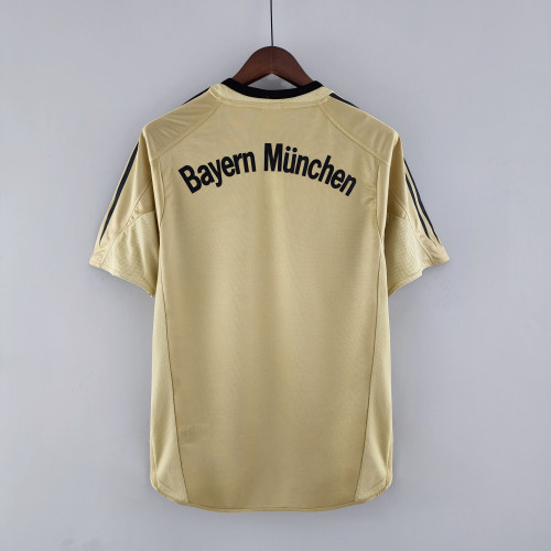 Retro 04/05 Bayern Munich away