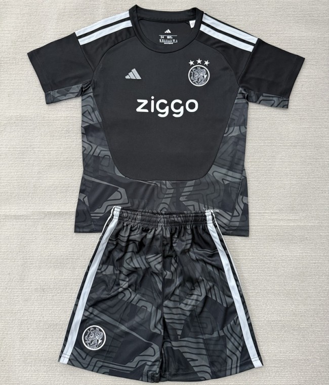 26/27 Ajax goalkeeper Adult Set