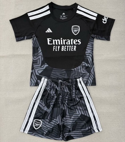 26/27 Arsenal goalkeeper Adult Set