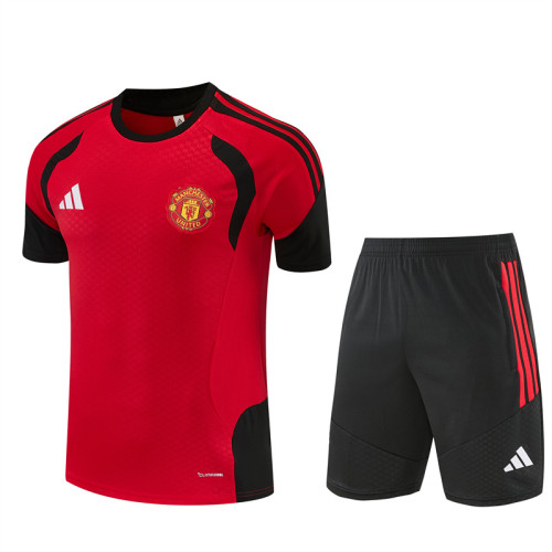26/27Manchester United kids Short training suit red