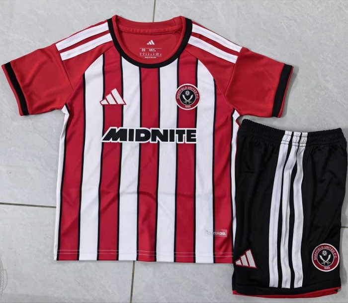 26/27 Sheffield United home kids kit
