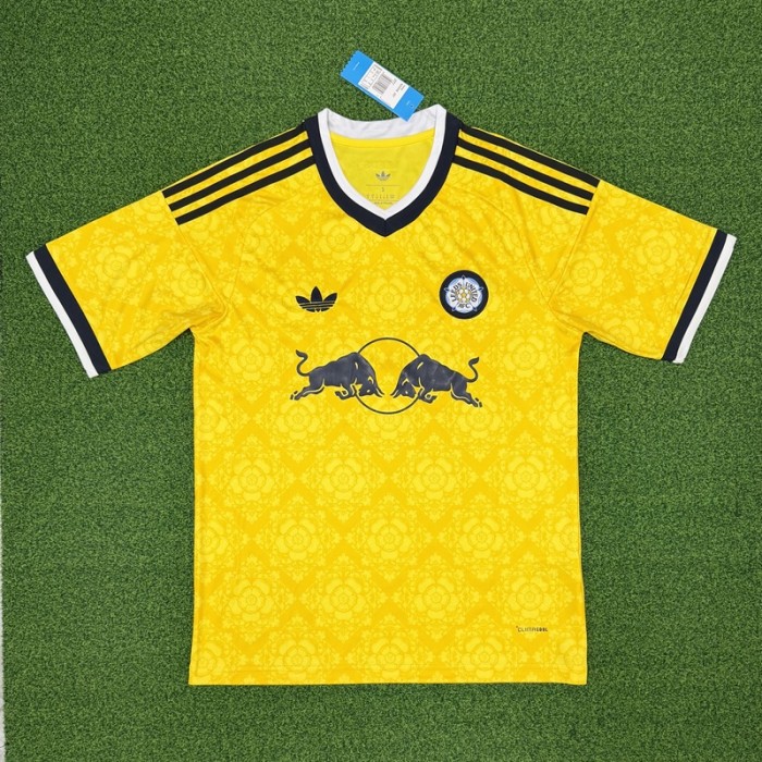 26/27 Leeds United away football jersey