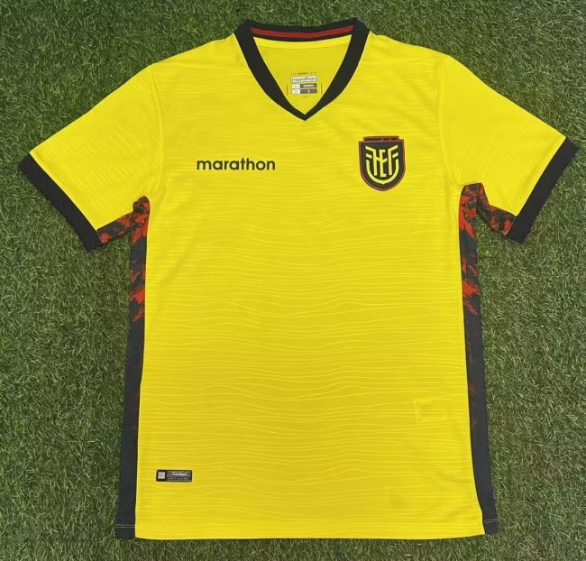 26/27 Ecuador home football Jersey
