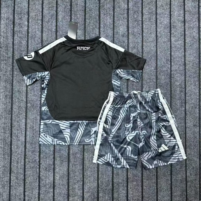 26/27 Real Madrid goalkeeper kids kit black