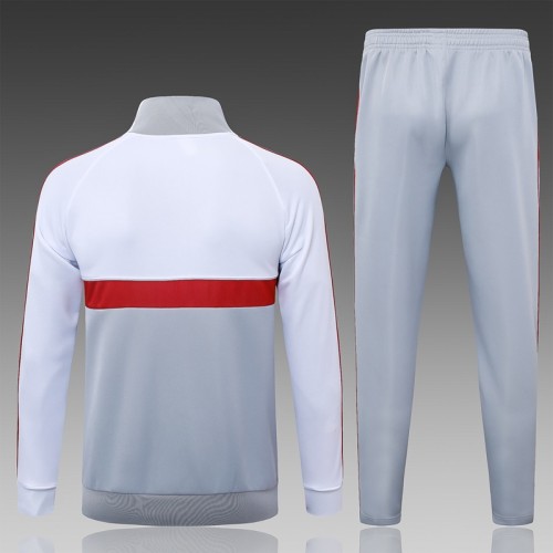 26/27 Liverpool Adult jacket white