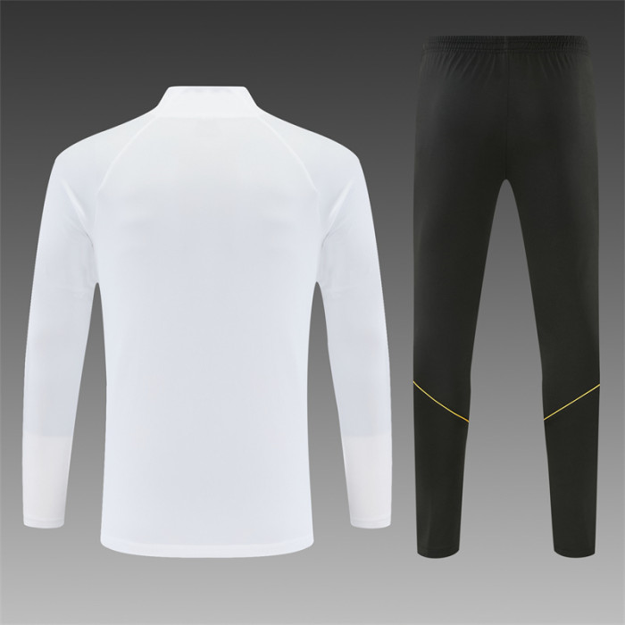 26/27 Barcelona Adult training suit white