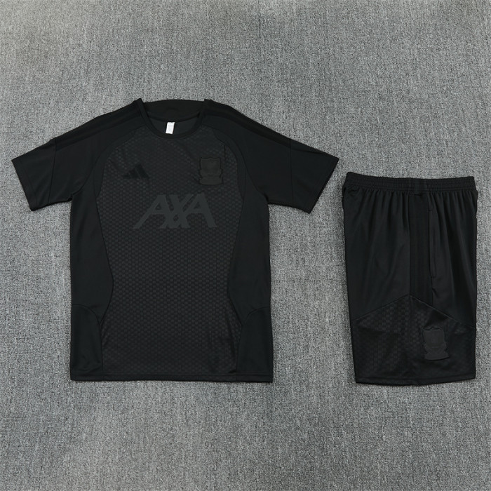 26/27 Liverpool Short sleeve training suit black