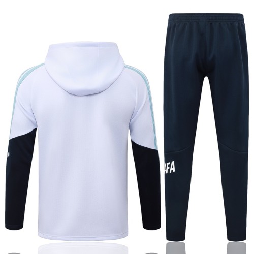 26/27 Argentina kids jacket wear a hat white