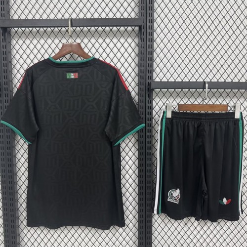 26/27 Mexico third Adult Set