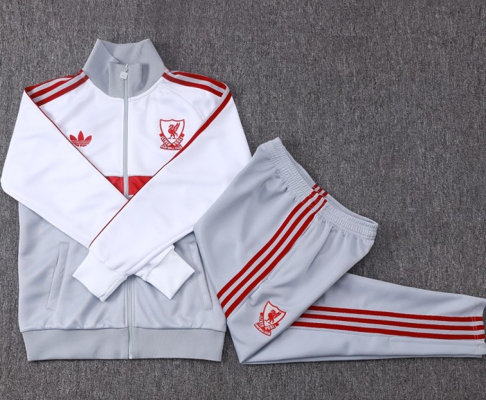 26/27 Liverpool Adult jacket white