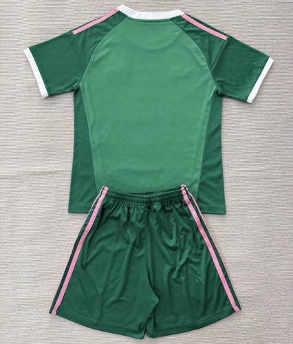 26/27 Ajax goalkeeper Adult Set green