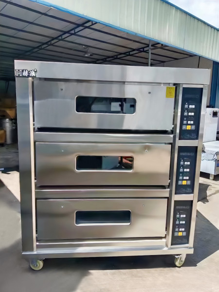 Three layer deck oven pizza bread making machine