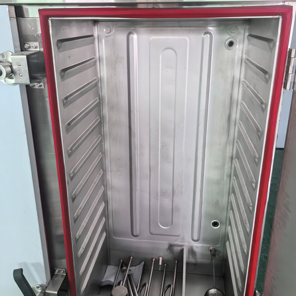 Compact Electric Featuring Rapid Steamer