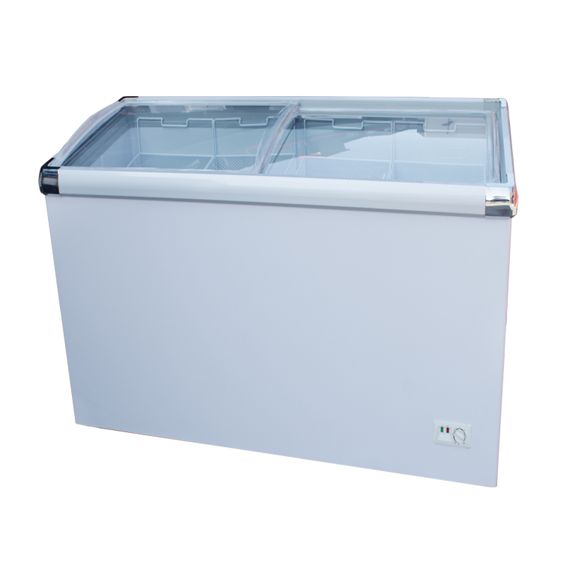 Commercial Ice Cream Freezer Becomes Essential Equipment for Modern Dessert and Beverage Shops