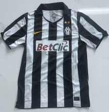 2010-2011 JUV Home Retro Soccer Jersey