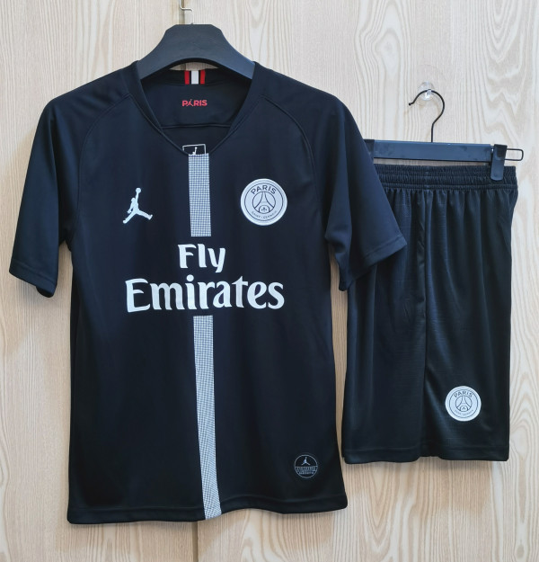 2018-2019 PSG Black Retro Adult Suit
