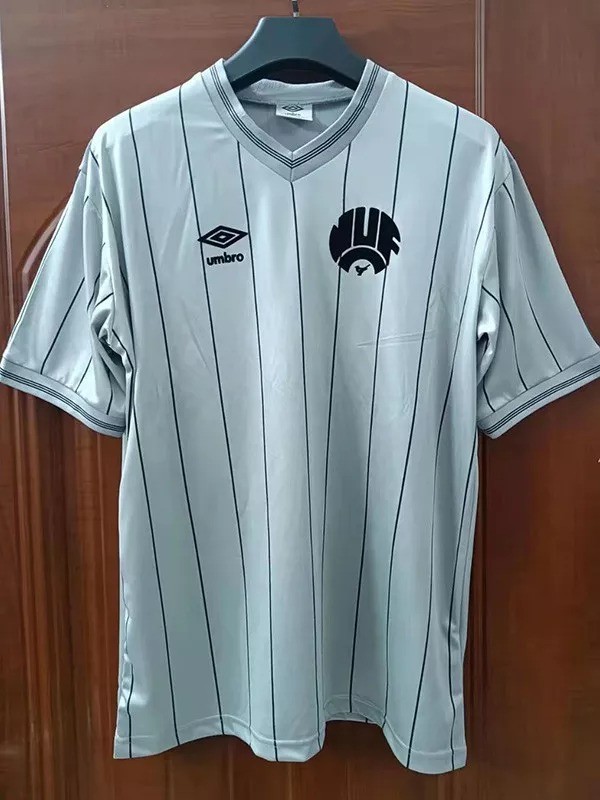 1984-1985 Newcastle Away Retro Soccer Jersey