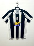 2004-2005 JUV Home Retro Soccer Jersey