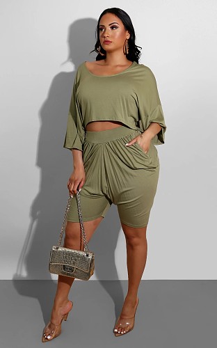 Stylish Solid-color Pleated Loose Five-minute Sleeve Casual Shorts Two-piece Set WY-6688