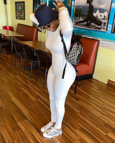 Sexy Solid Color Long Sleeve Skinny Lift Hip Jumpsuit DM-8147