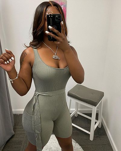 Women Basic Sleeveless Solid Color Rib Knit Stretchy Romper ANDI-0405