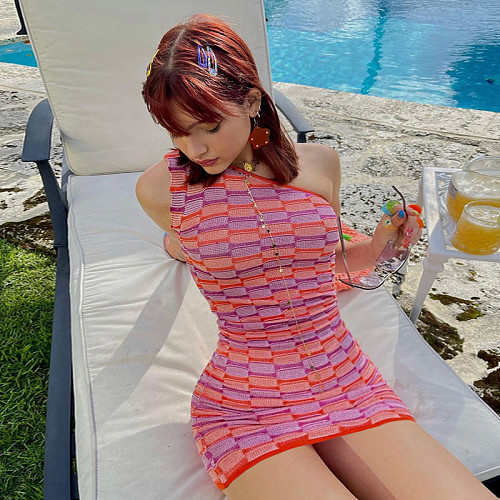 2021 New Style Sexy Slant Shoulder Sleeveless Contrast Color Woolen Bag Hip Party Bodycon Mini Dress OYW-71754