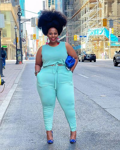 Casual Plus Size Fitness Clothing Solid Color Stretch Vest Crop Top Leggings Workout Two Piece Set HEJ-6083