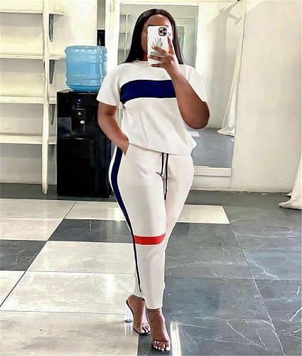 Striped Patchwork Sporty T Shirts and Pants Suits SH-390282